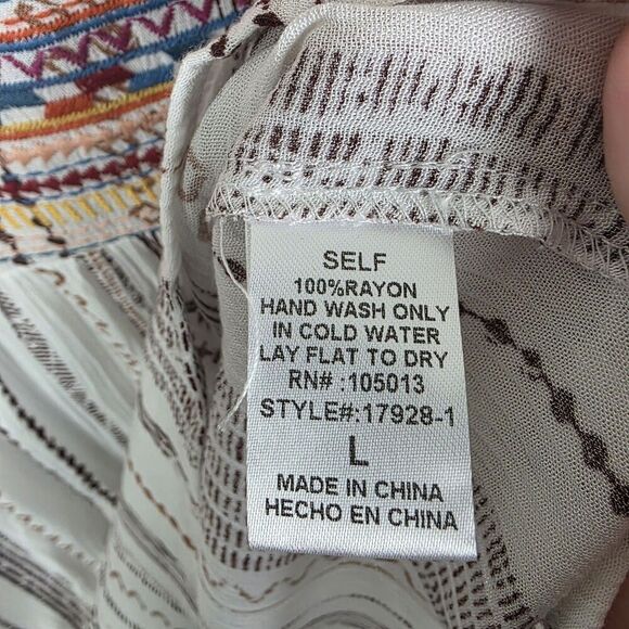 NWT Savanna Jane Women Boho Embroidered Blouse Top Shirt Size Large Peasant - Picture 4 of 6